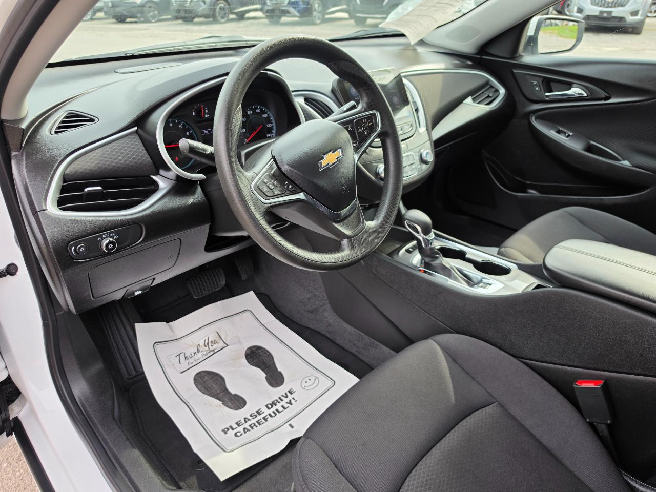 2024 Chevrolet Malibu photo 9