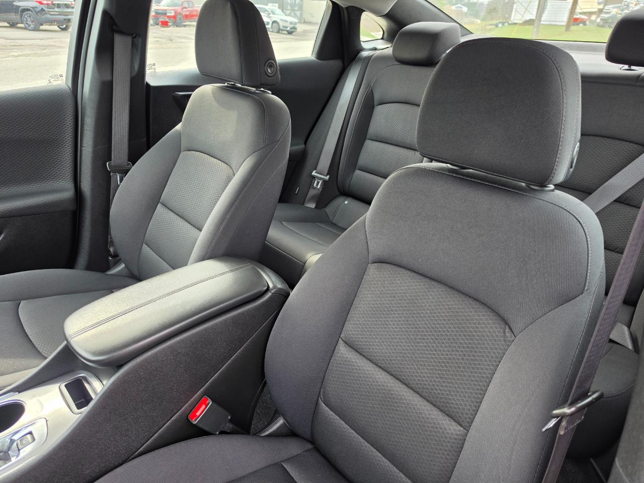 2024 Chevrolet Malibu photo 11