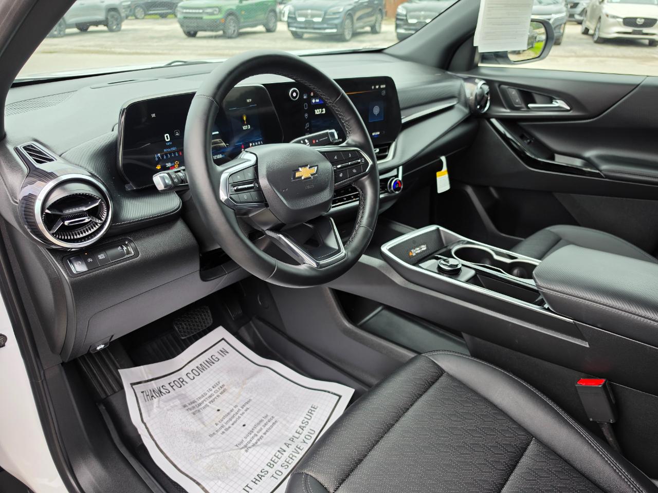 2026 Chevrolet Equinox photo 9