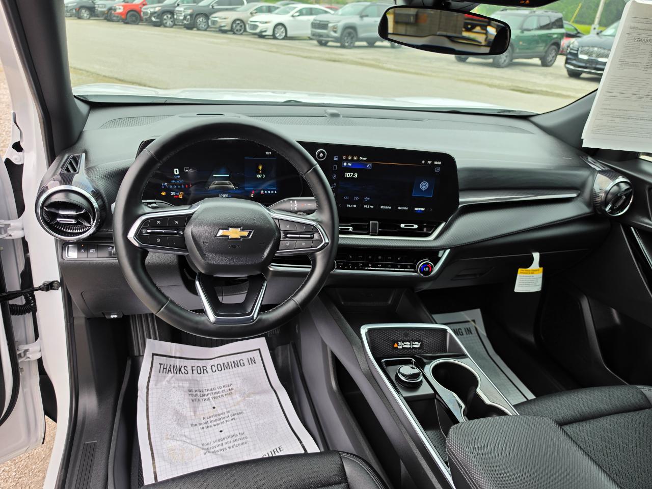 2026 Chevrolet Equinox photo 12