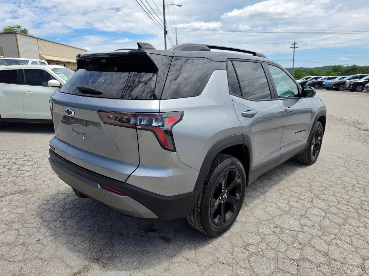 2025 Chevrolet Equinox photo 7