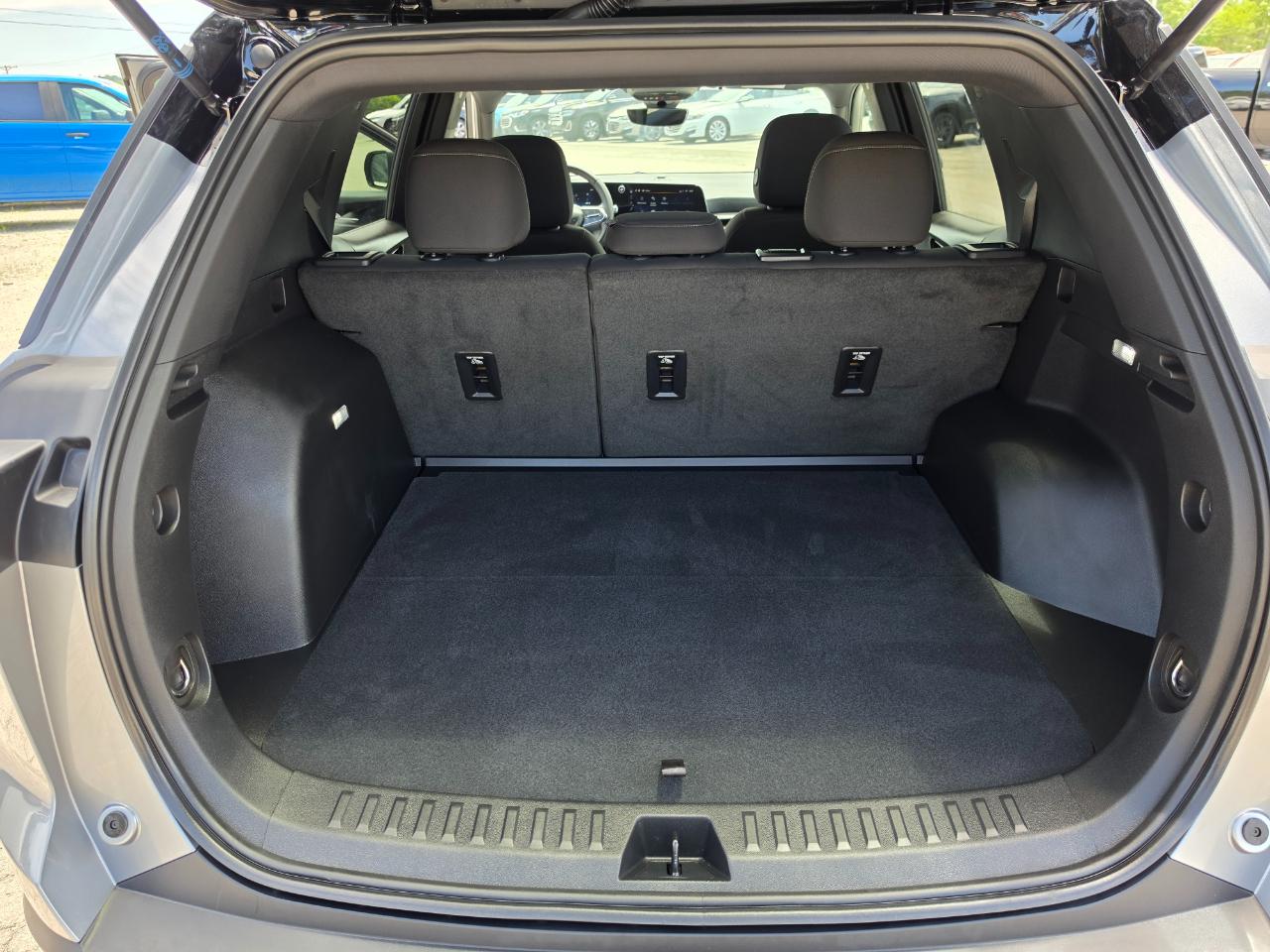 2025 Chevrolet Equinox photo 26