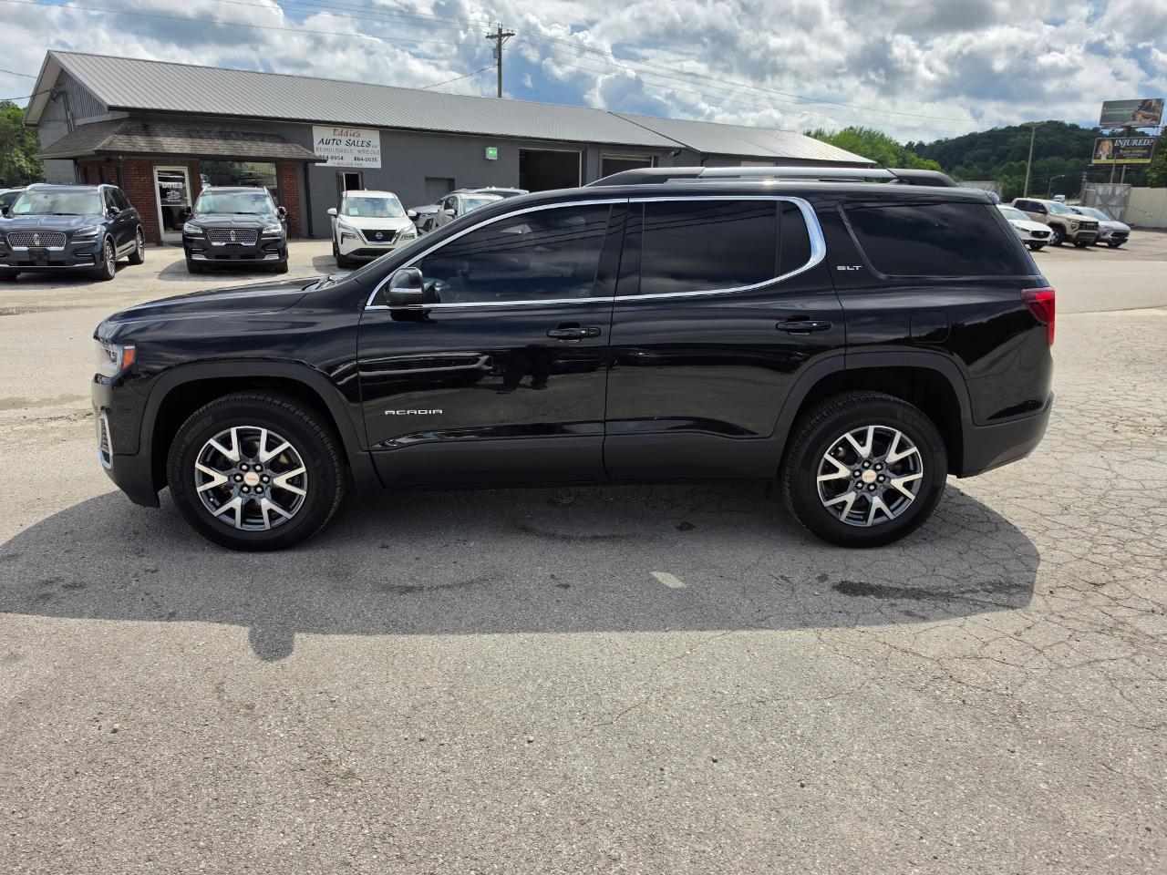 2023 GMC Acadia photo 4