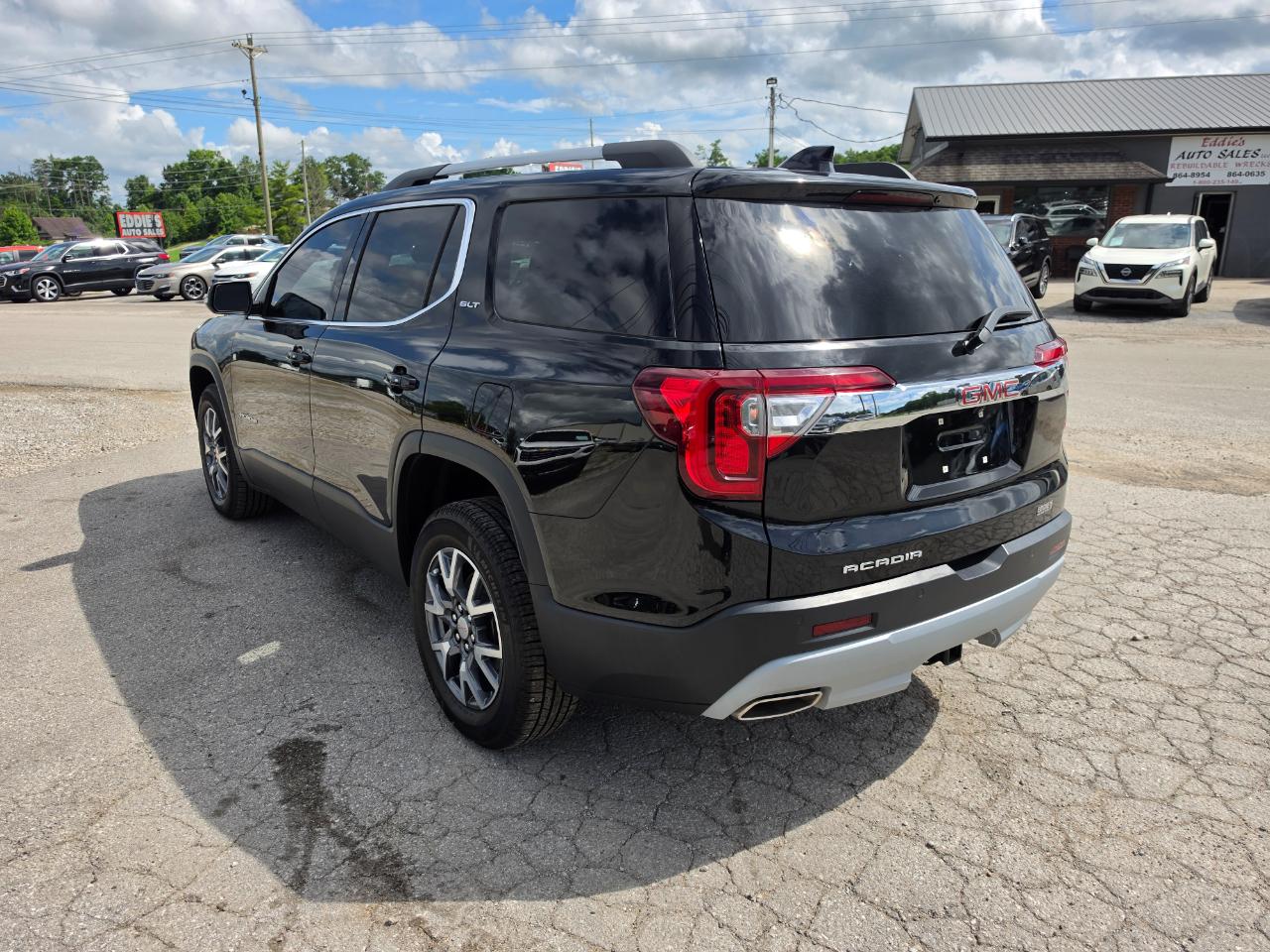 2023 GMC Acadia photo 5