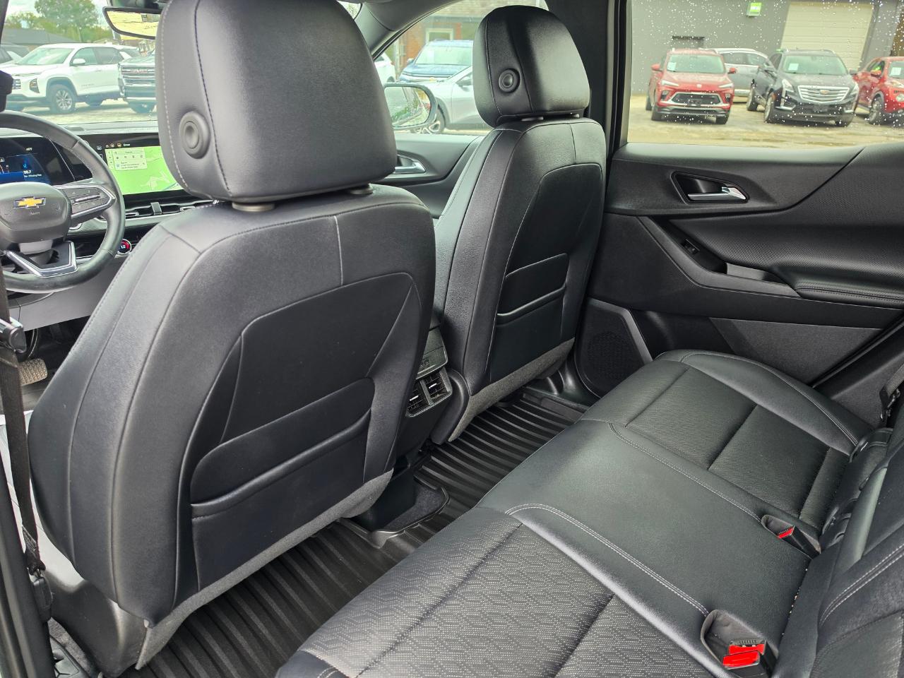 2025 Chevrolet Equinox photo 25