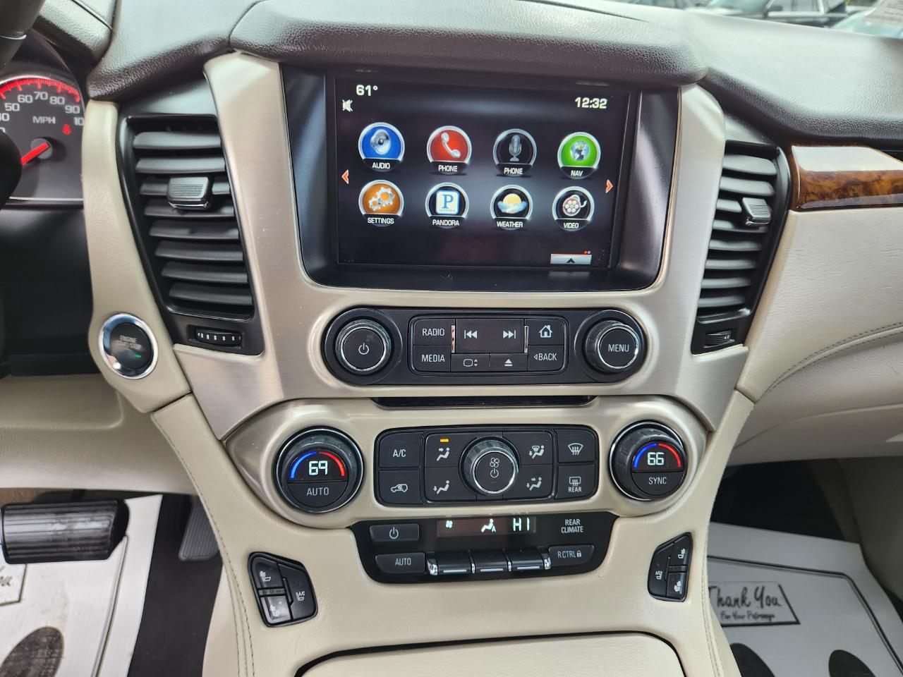 2015 GMC Yukon XL photo 14