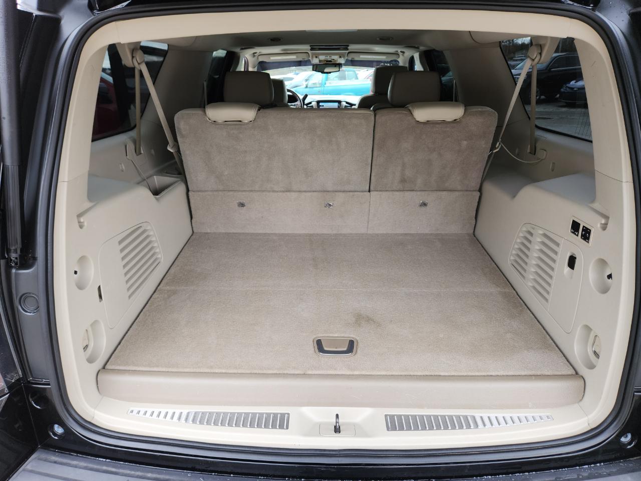 2015 GMC Yukon XL photo 31