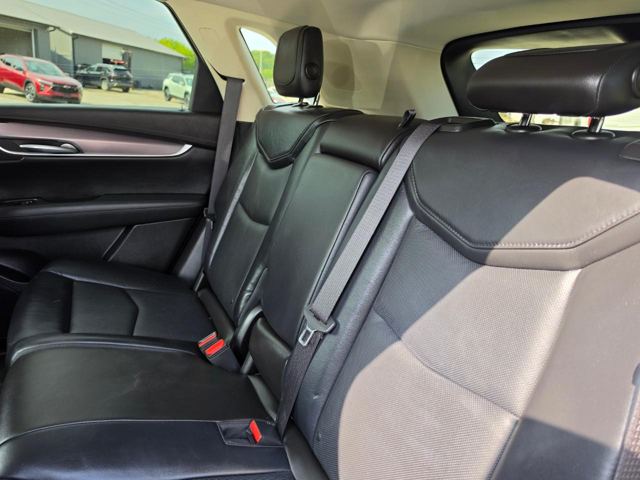 2017 Cadillac XT5 photo 31