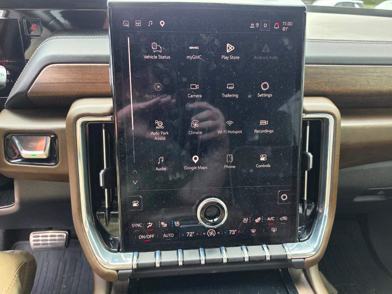 2025 GMC Yukon photo 14