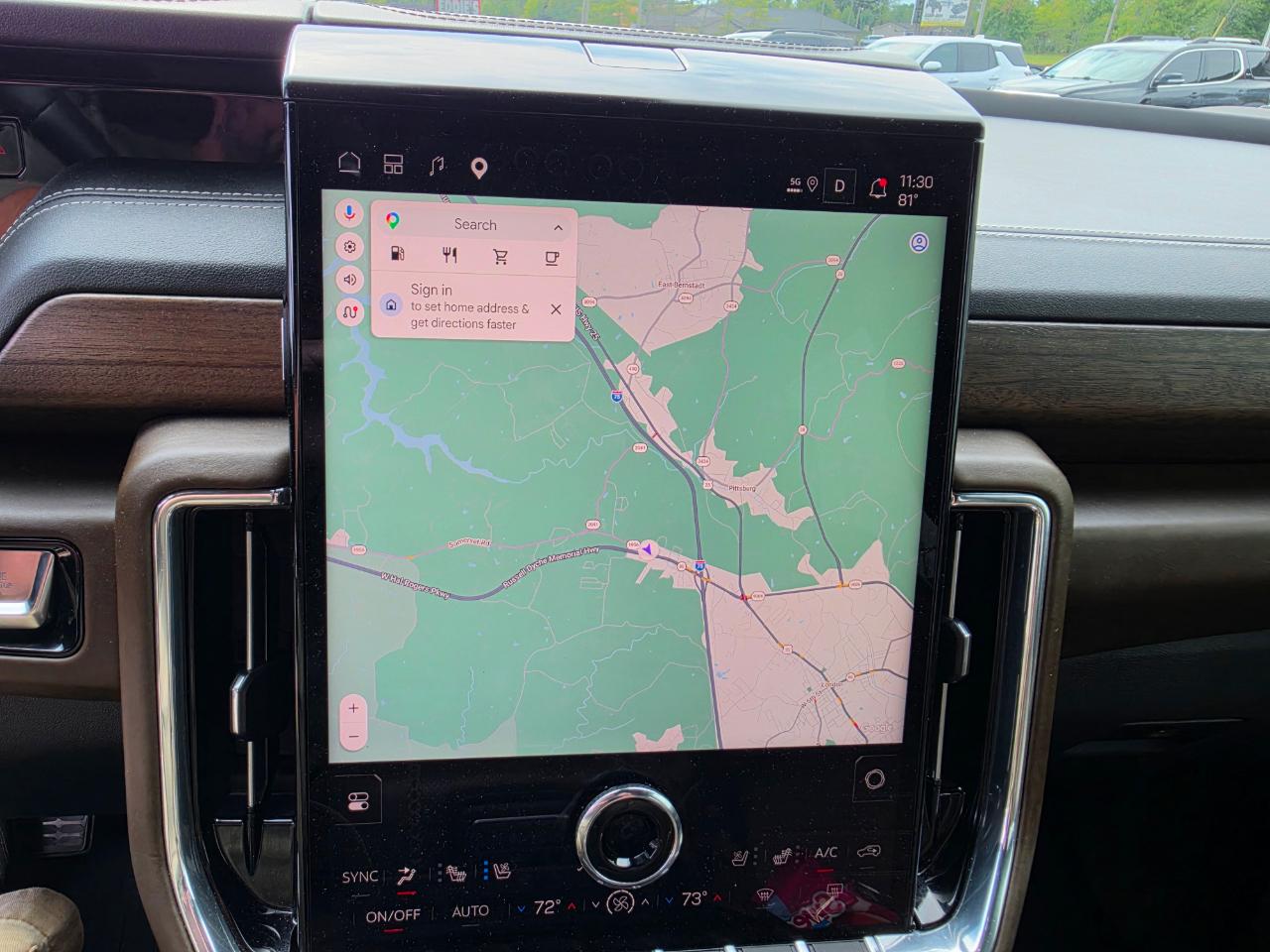 2025 GMC Yukon photo 15