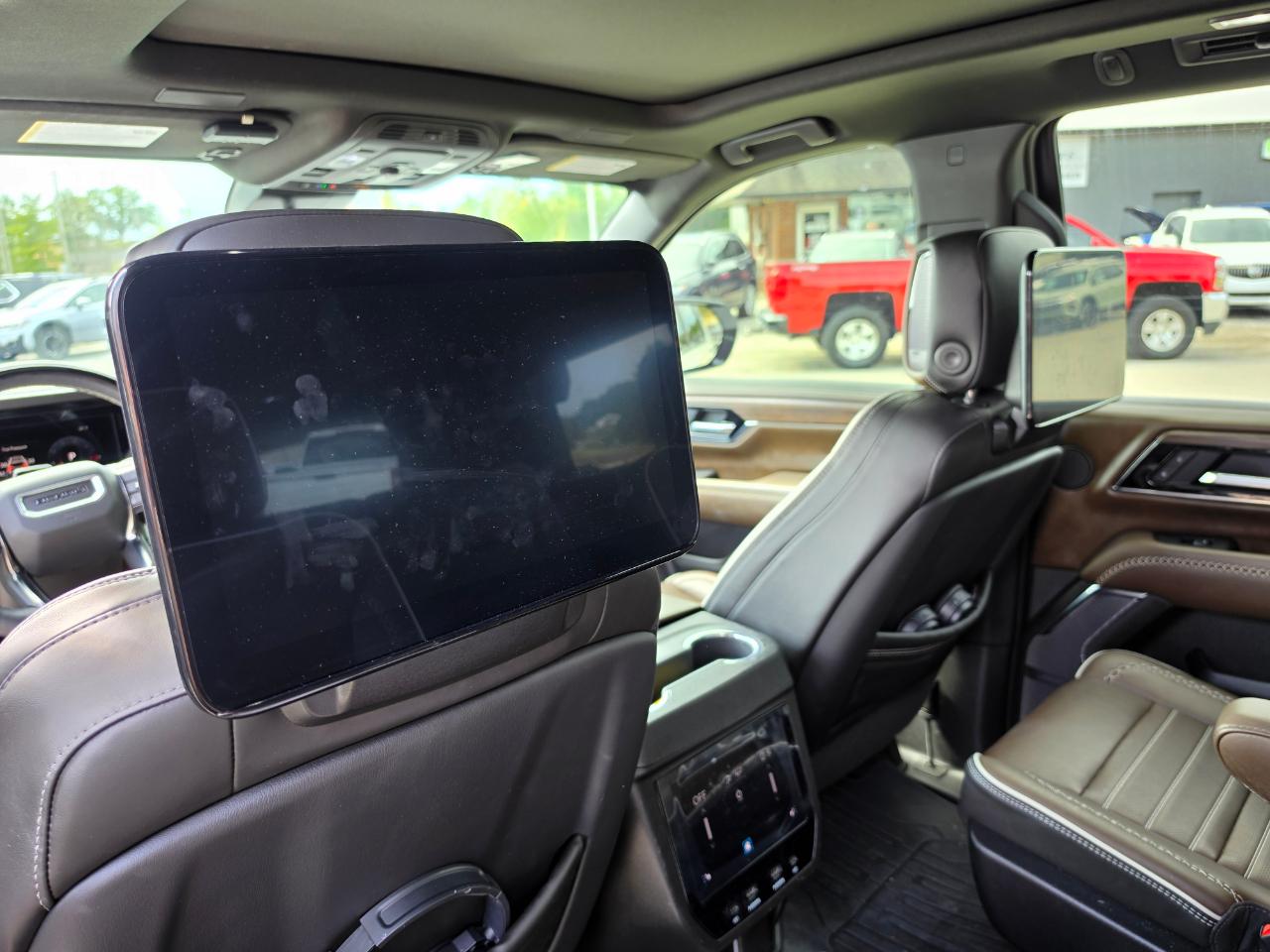 2025 GMC Yukon photo 25
