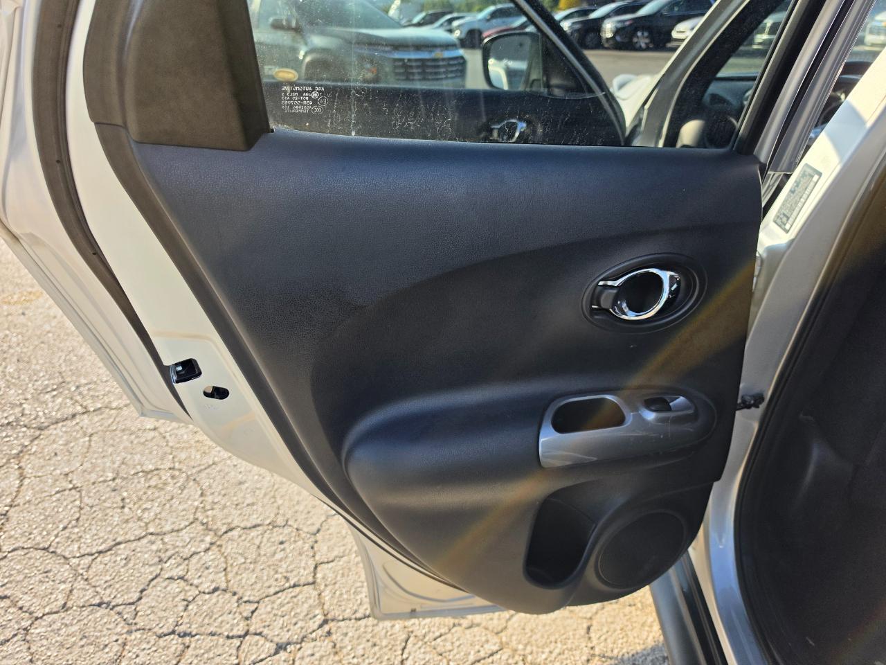 2016 Nissan Juke photo 25