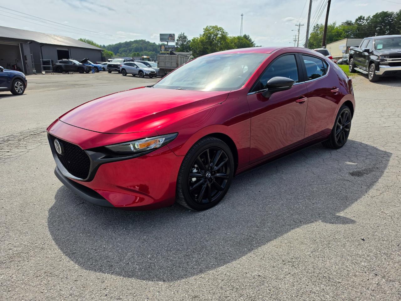 2025 Mazda Mazda3 Hatchback photo 3