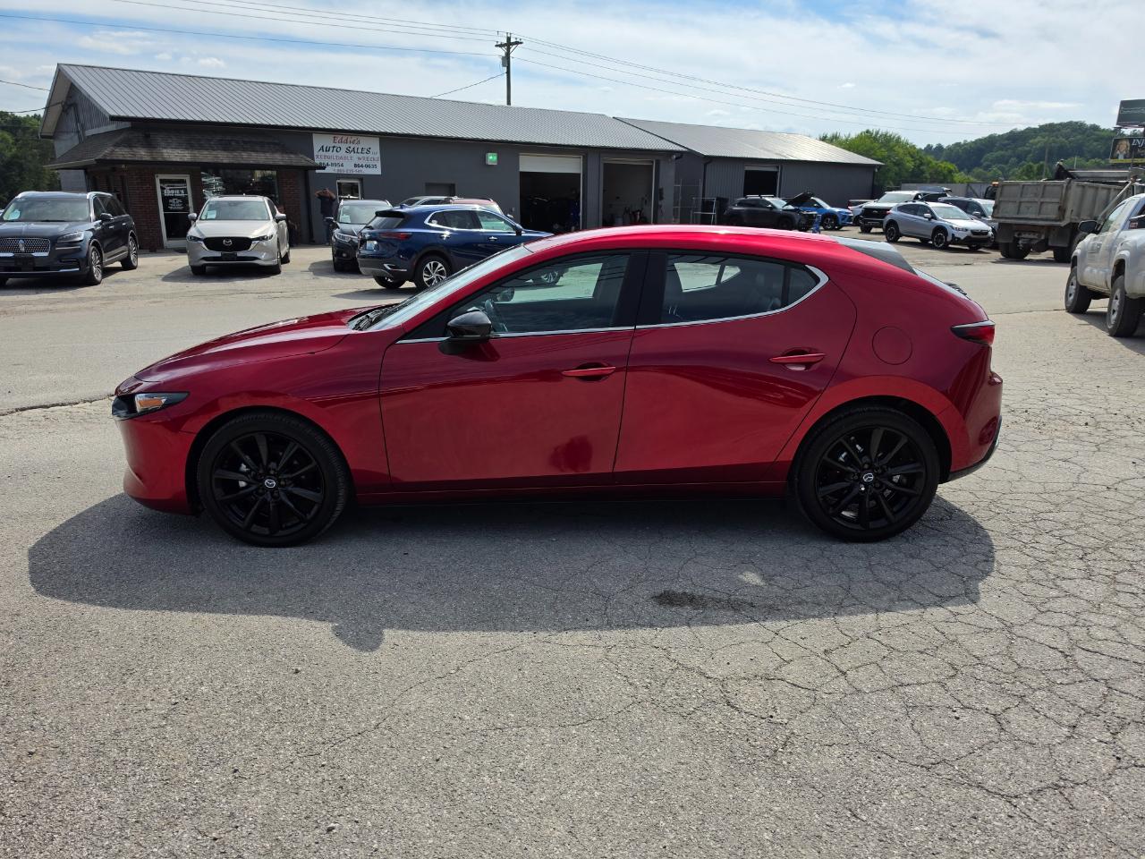 2025 Mazda Mazda3 Hatchback photo 4