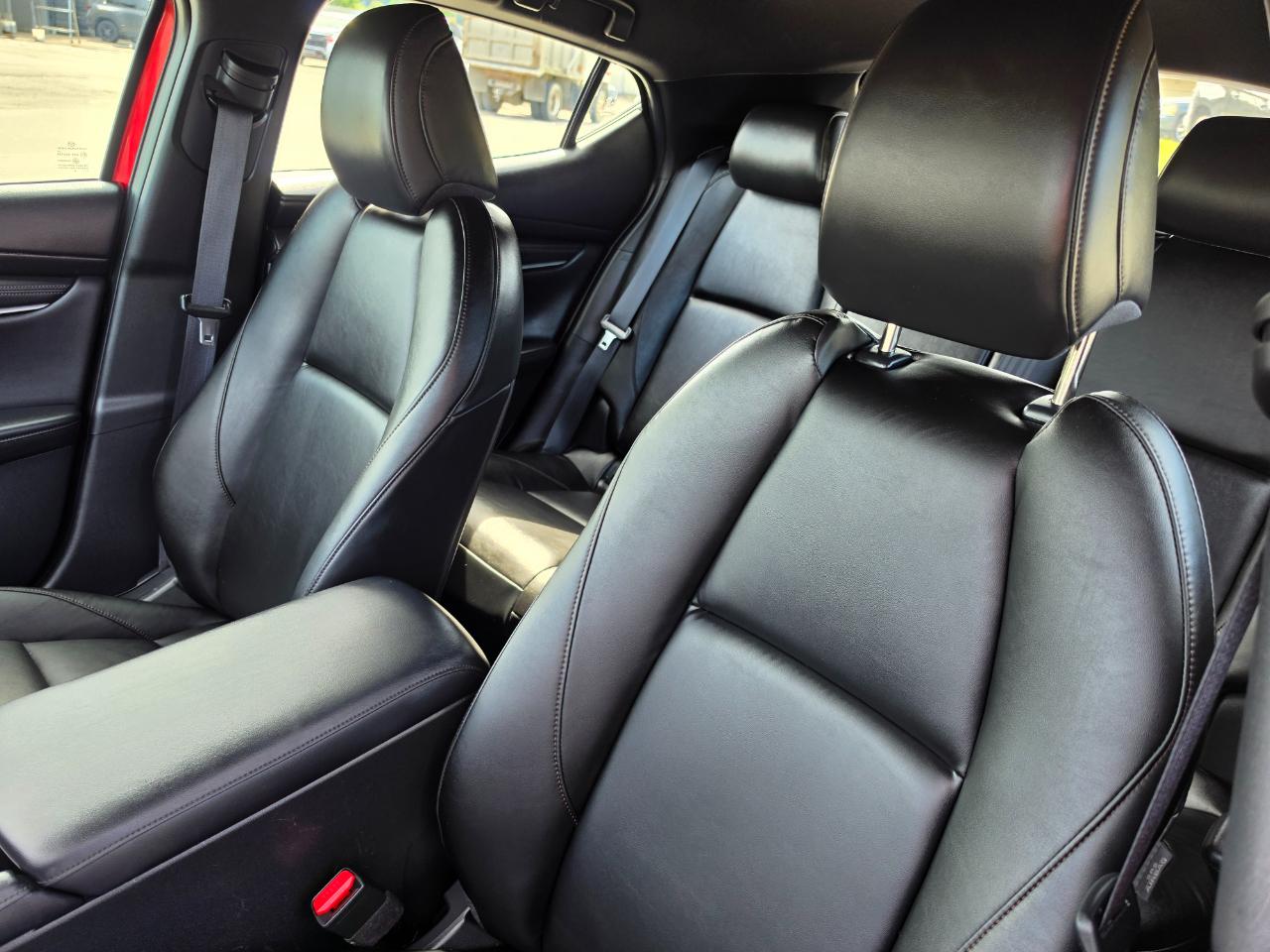 2025 Mazda Mazda3 Hatchback photo 11