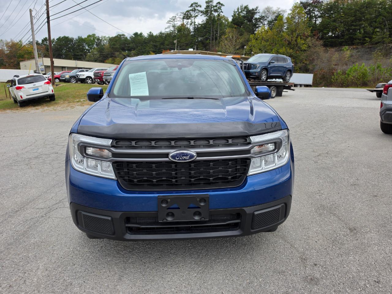 2023 Ford Maverick photo 2